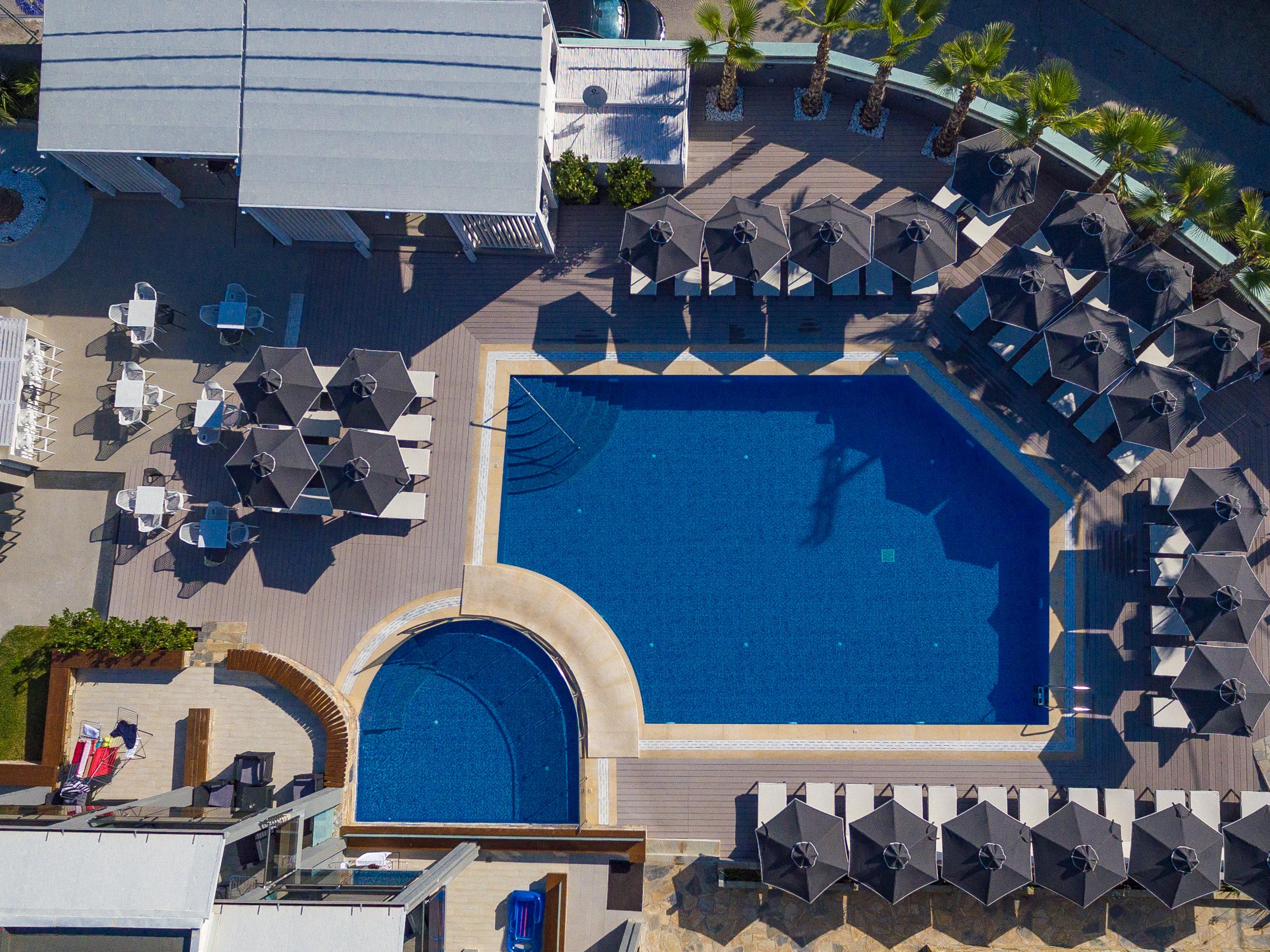 Dionysos Hotel & Suites Hanioti Exterior photo